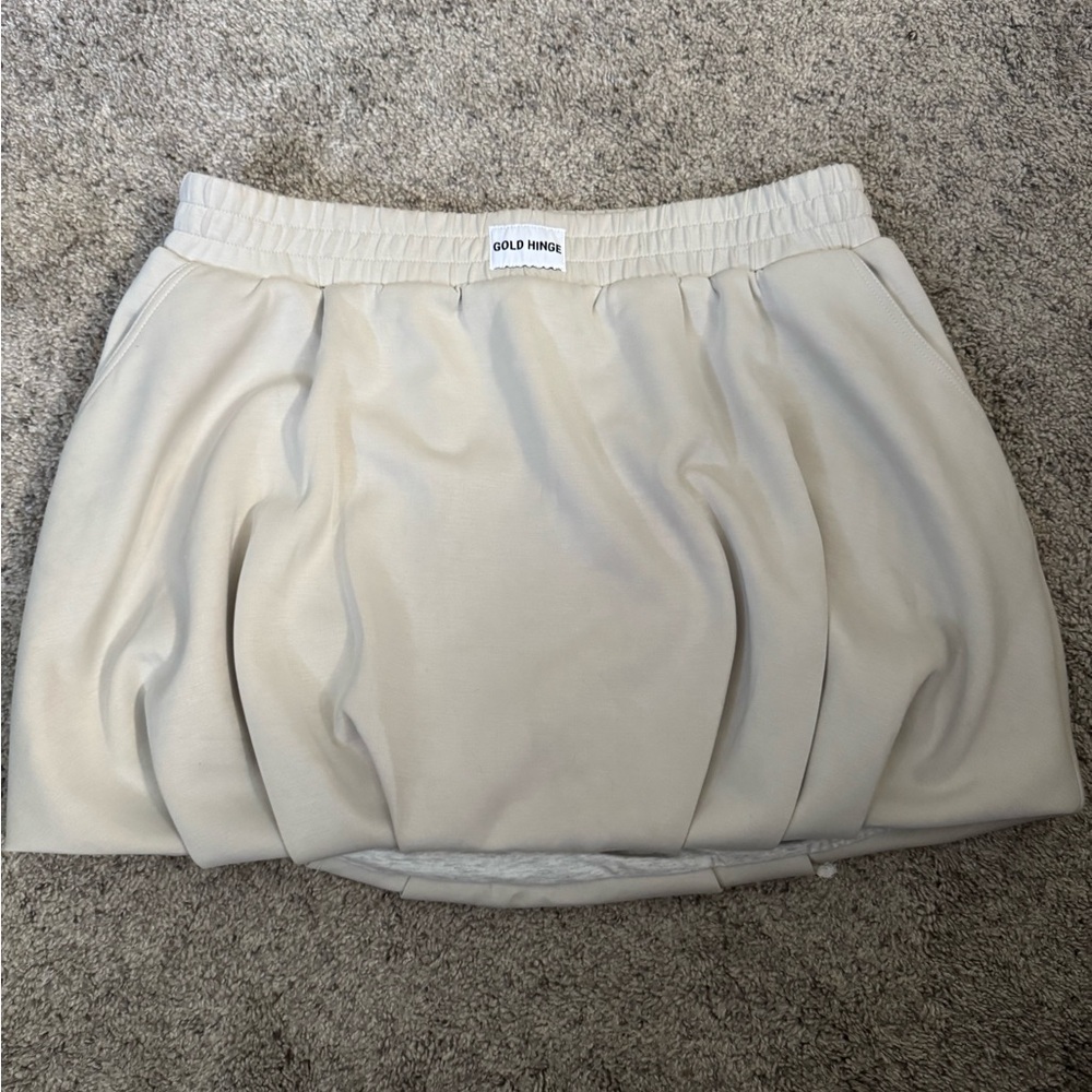 NEVER WORN Goldhinge Natural Luxesoft Bubble Skirt